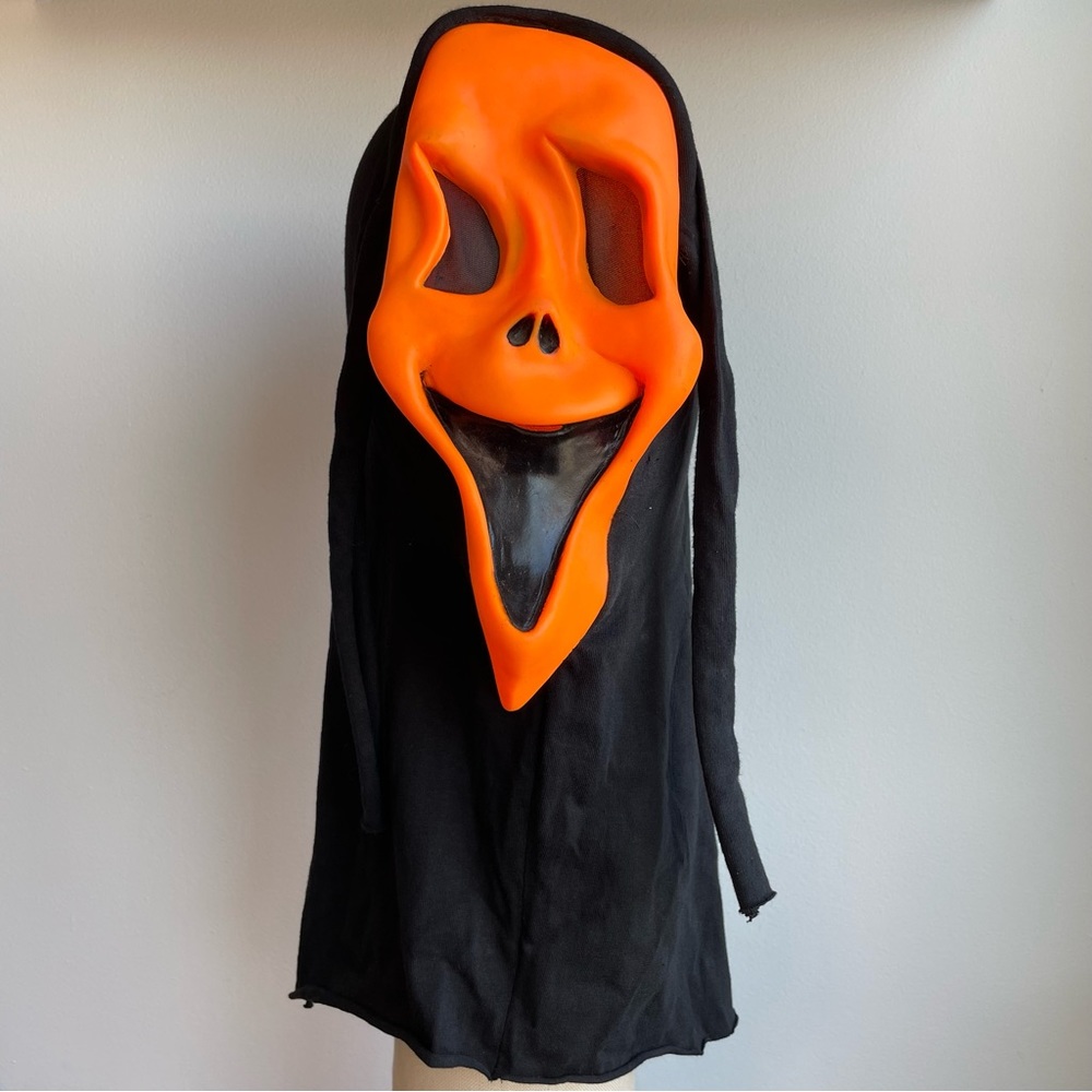 Vintage Fun World Div Orange Ghostface Scream Mask